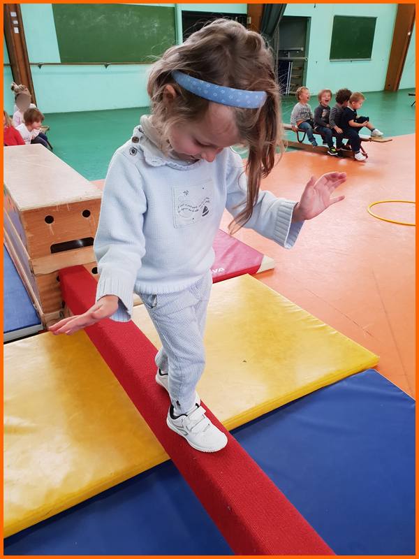 Ateliers De Gymnastique Groupe Scolaire Des Neuveries